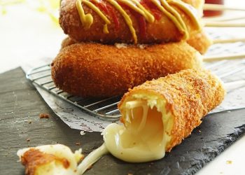 cách làm hot dog Hàn Quốc