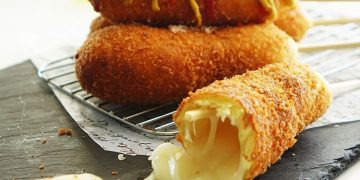 cách làm hot dog Hàn Quốc