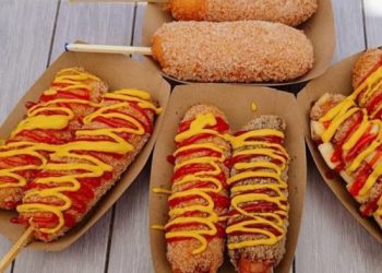 hotdog pho mai mozzarella cheese